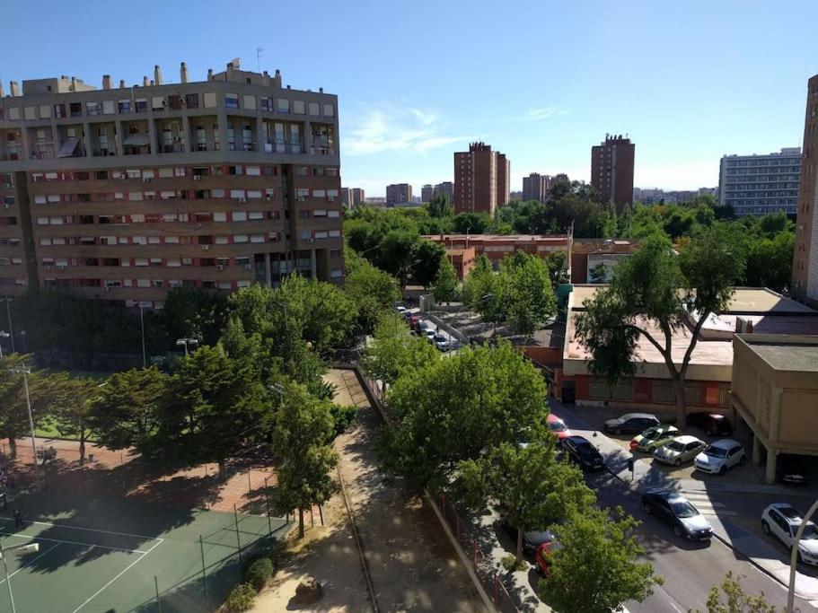 Valencia Las Artes Y Ciencias + Garaje + Netflix Екстериор снимка