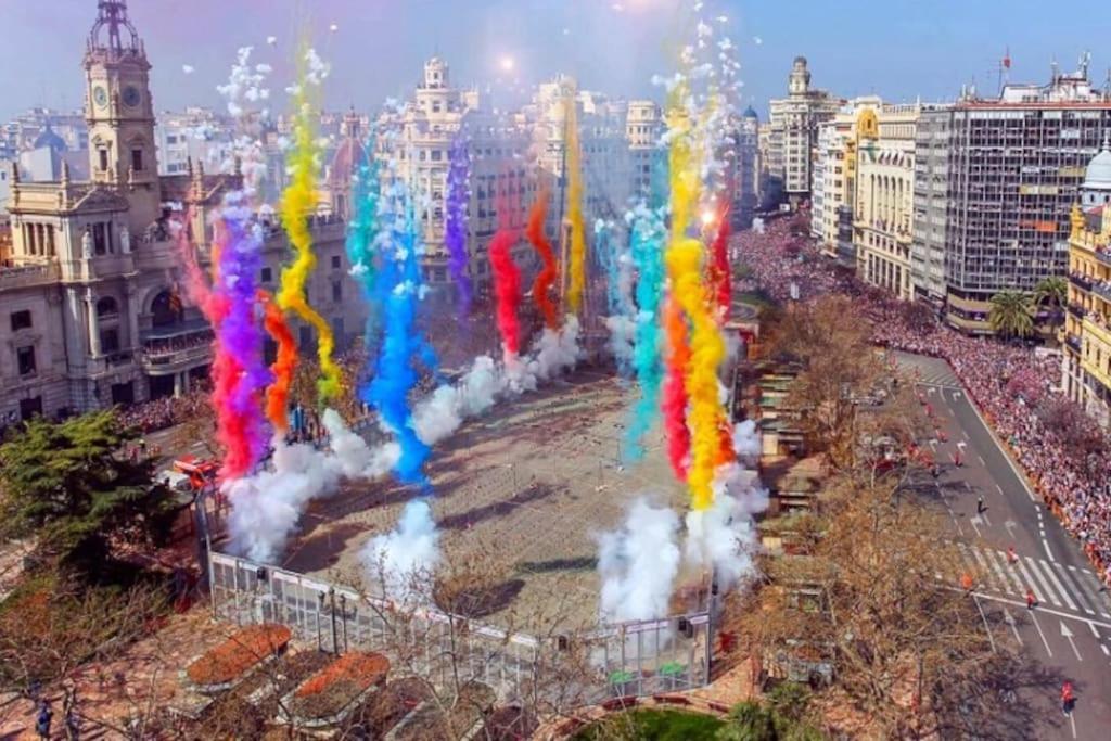 Valencia Las Artes Y Ciencias + Garaje + Netflix Екстериор снимка