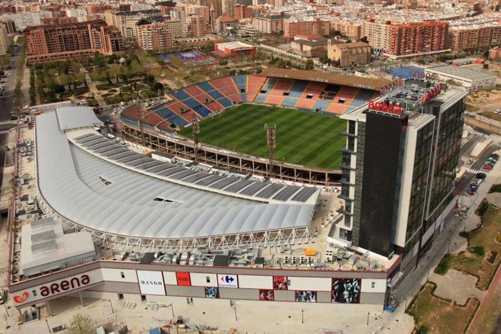 Valencia Las Artes Y Ciencias + Garaje + Netflix Екстериор снимка